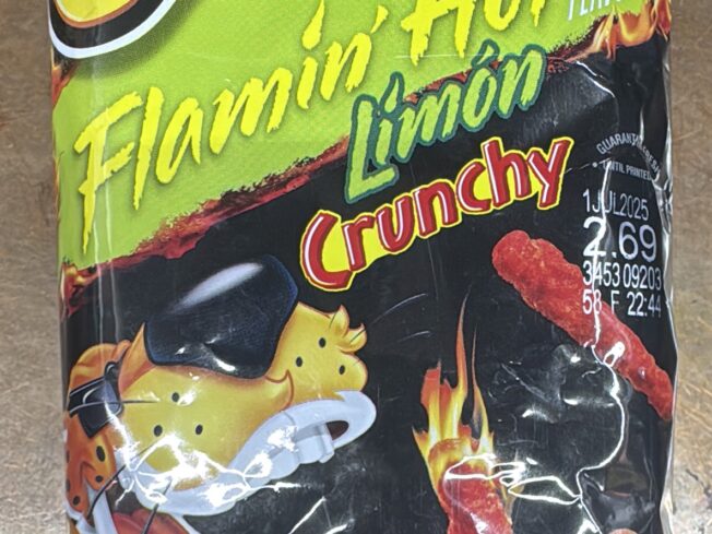 Cheetos Flaming hot limon crunchy