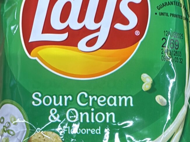 Lays sour cream &onion 2. 1/2 oz
